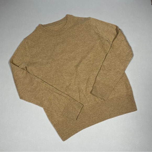 Boys size XS/S (unlabeled) cashmere tan sweater. - Picture 1 of 4